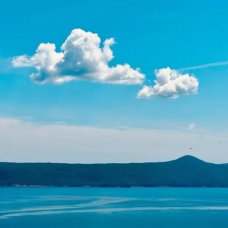 47 * Mošćenička Draga