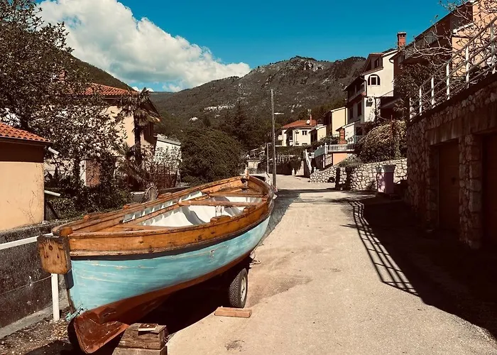 47 Daire Mošćenička Draga