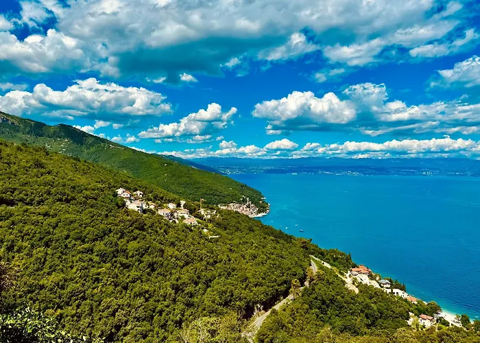 47 Daire Mošćenička Draga