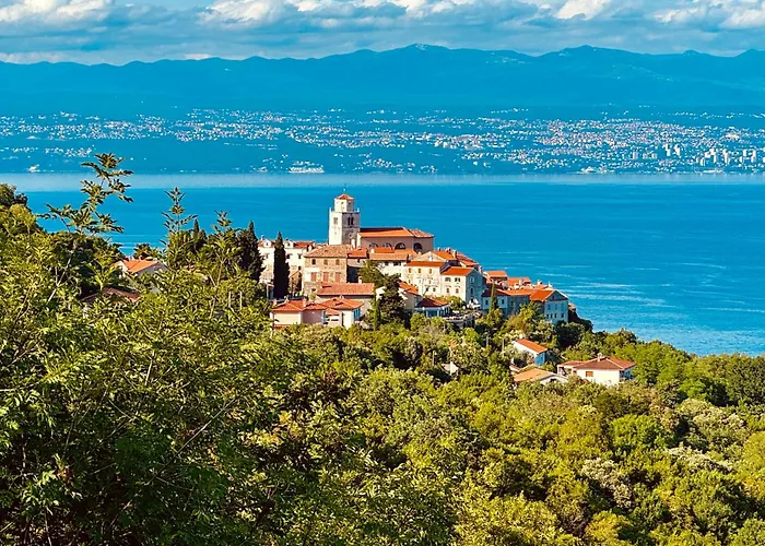 47 * Mošćenička Draga